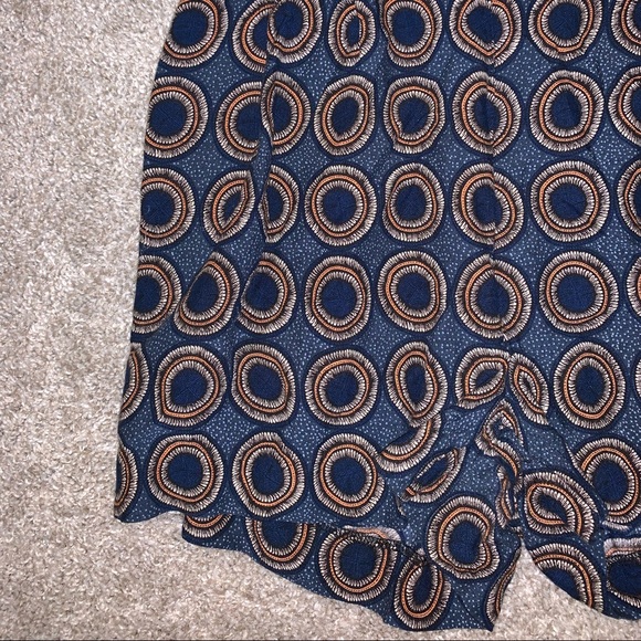 H&M Dark Blue & Orange Circle Shorts size 4 - Picture 5 of 9